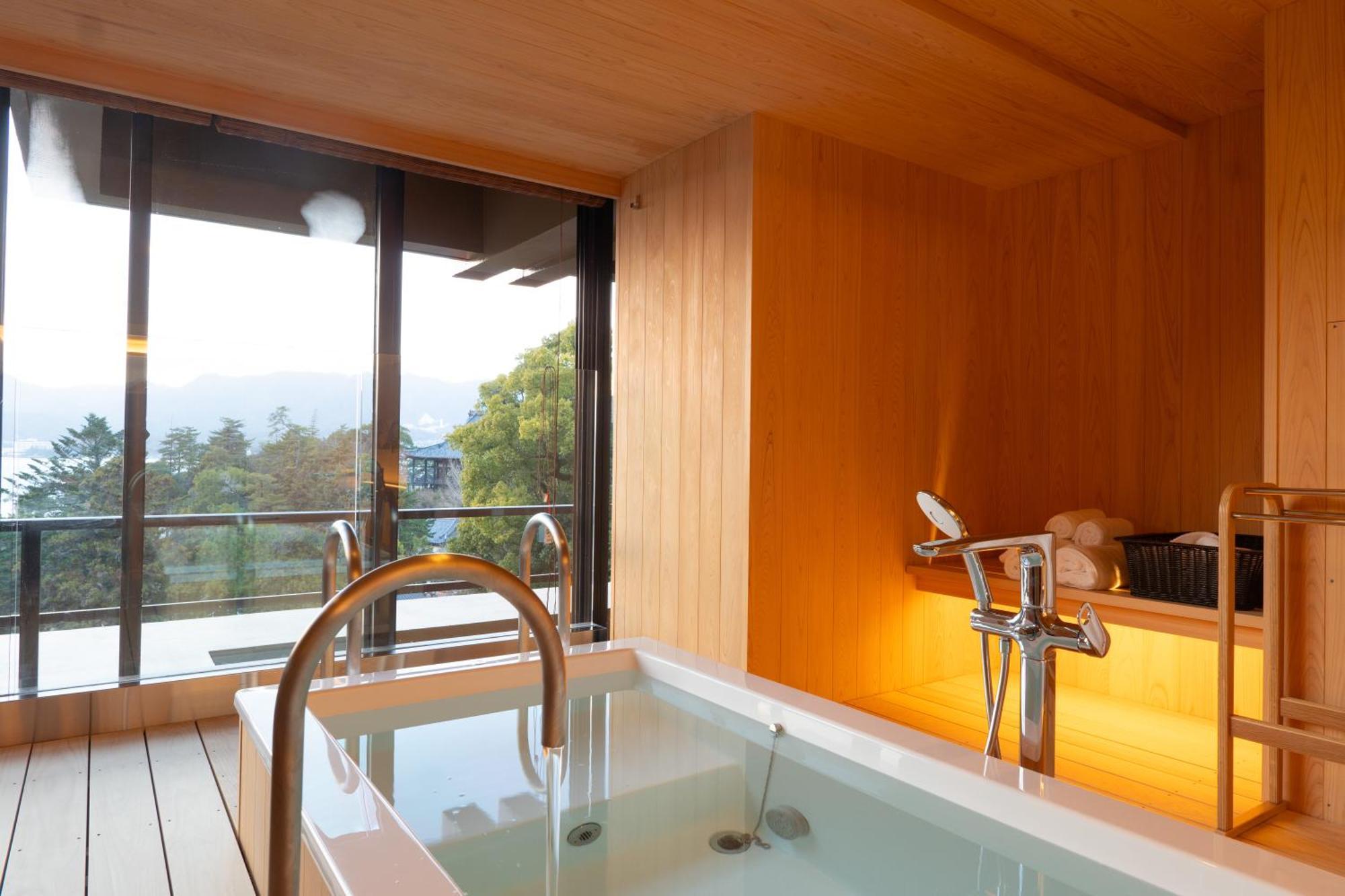 Miyajima Grand Hotel Arimoto Hatsukaichi Zewnętrze zdjęcie